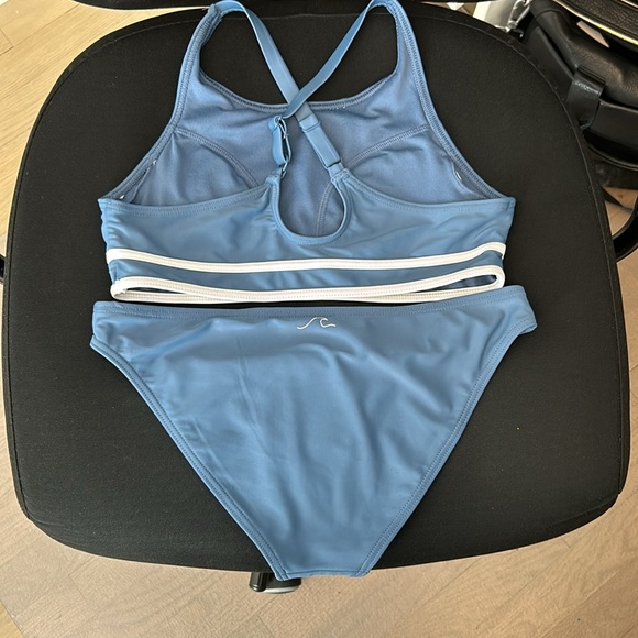 Roxy Youth XL (14) bikini - Picture 3 of 7